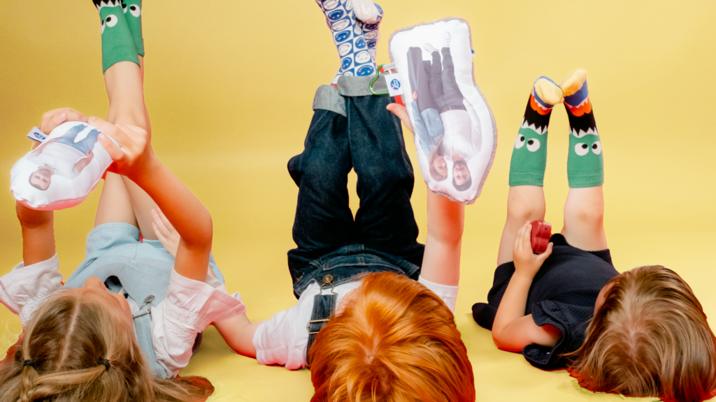 doudou photo personnalise youyou enfant chaussettes colorées
